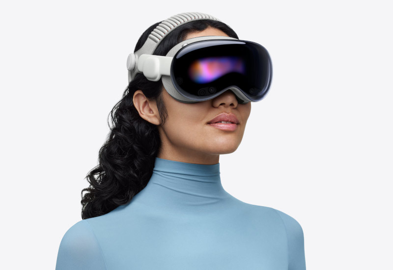 Apple a amânat lansarea următoarei Vision Pro până în 2028, concentrându-se pe ceasuri inteligente și dispozitive cu inteligență artificială.
