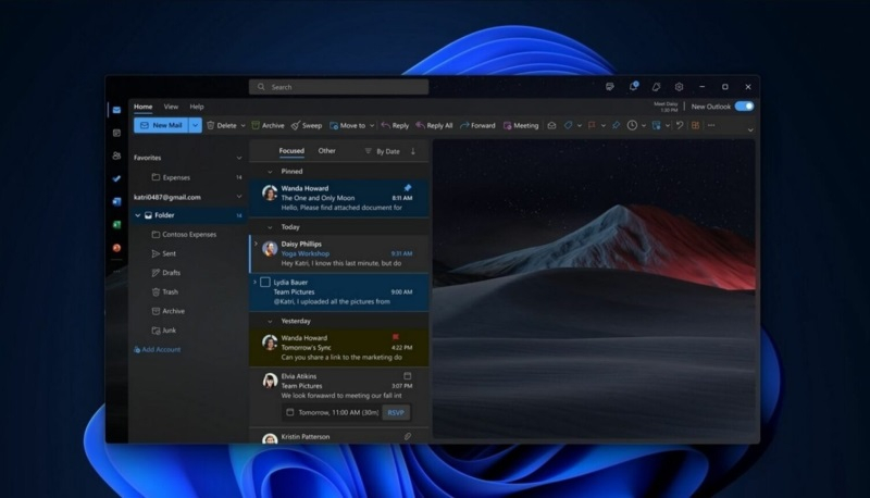 Microsoft amână trecerea obligatorie la noul Outlook din cauza necompletării platformei.