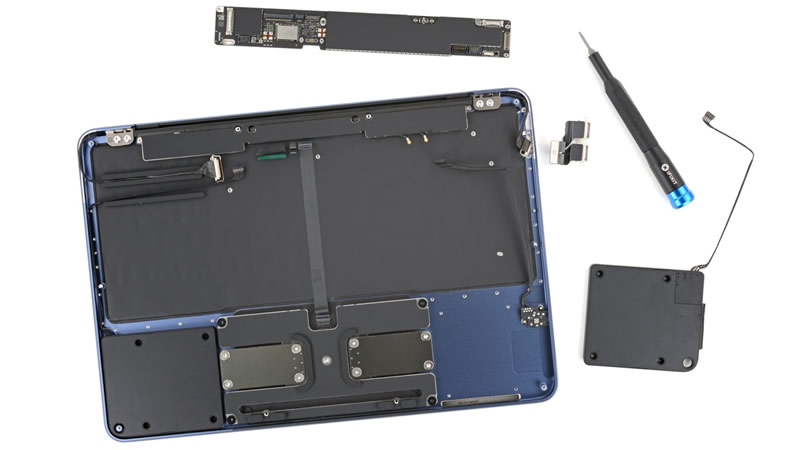 iFixit a analizat MacBook Neo și l-a considerat cel mai ușor de reparat dintre laptopurile Apple