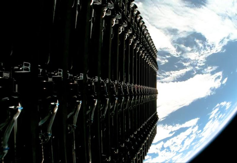 SpaceX și Blue Origin s-au înfruntat din cauza centrelor de procesare a datelor în cloud, aducând plângeri unul la celălalt la FCC