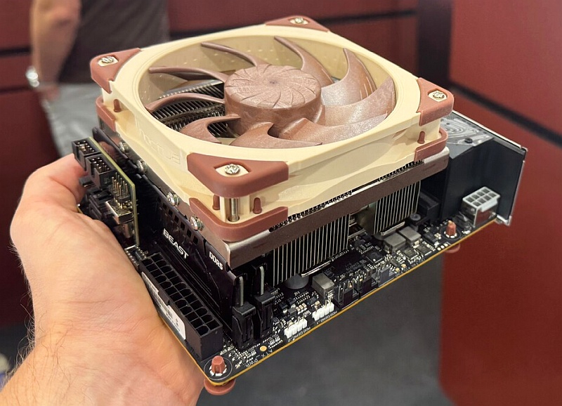 Noctua a prezentat un cooler compact și puternic pentru AM5 cu ventilator complet de 120 mm.