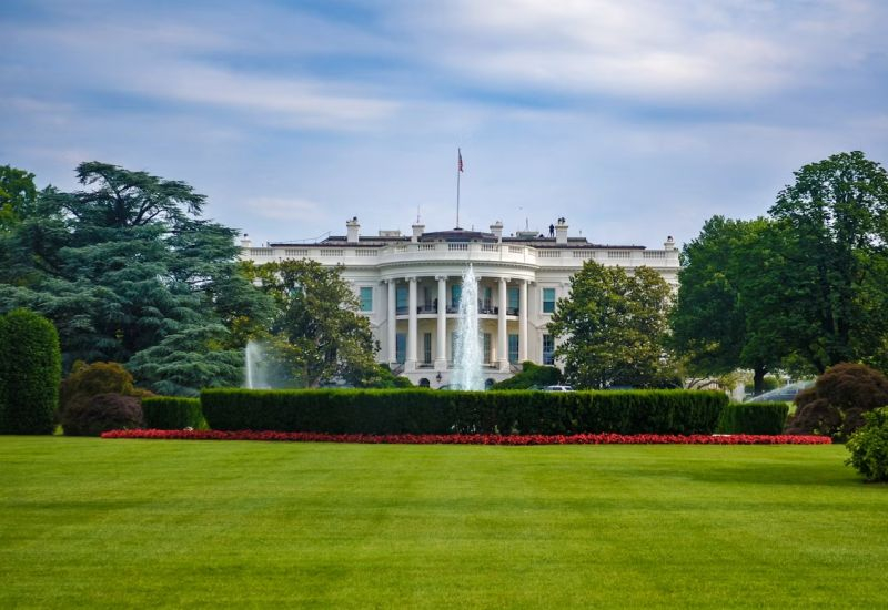 OpenAI negociază cu autoritățile americane de peste un an pentru a transfera o parte din capitalul său în startup.