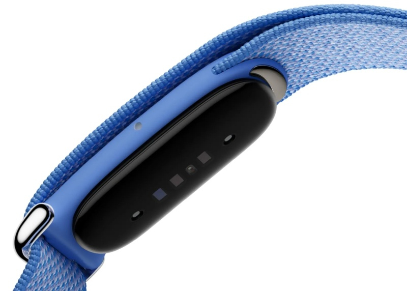Google a prezentat Fitbit Air – un tracker de fitness ușor fără ecran, cu prețul de 99 $ și monitorizare continuă a activității utilizatorului.
