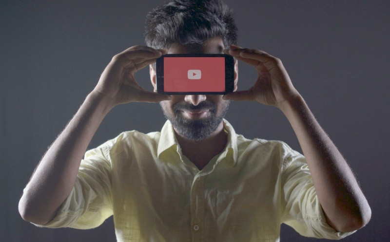 YouTube lansează publicitate obligatorie pentru vizionare pe televizoare în întreaga lume