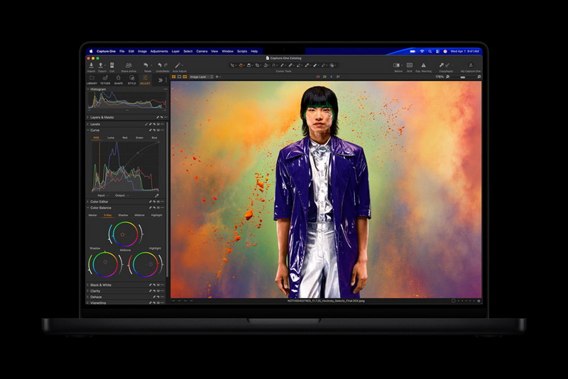 Noi modelele MacBook Pro de 14 și 16 inci cu ecrane Liquid Retina XDR, memorie extinsă și accelerare cu 30 % au fost prezentate astăzi.