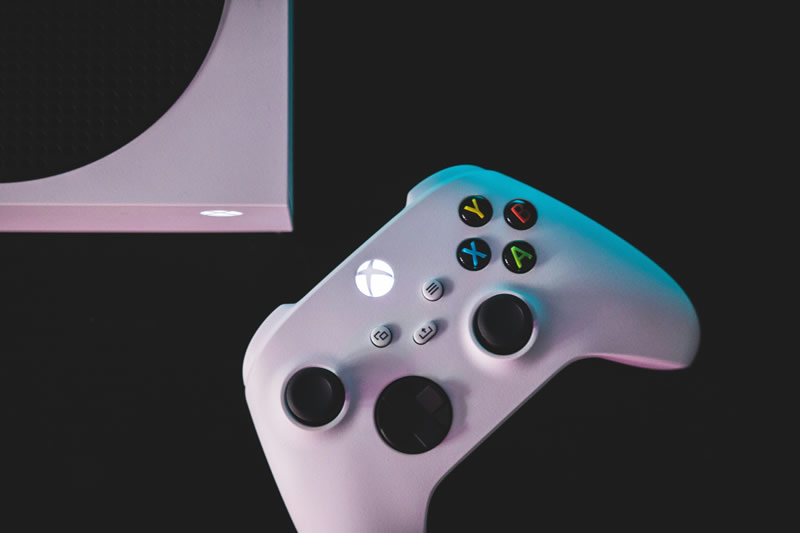 Deficitul de cipuri de memorie a determinat Microsoft să reexamineze termenele de lansare ale Xbox