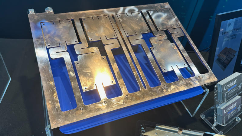 Foresh a prezentat un cooler lichid ultra-subțire LiquidJet Nexus pentru servere Nvidia, reducând temperatura cu 6 °C și sporind eficiența AI cu 10 %.