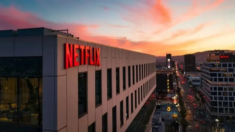 Tribunalul a cerut returnarea banilor către Netflix pentru creșterea nedreaptă a prețurilor abonamentului, dar doar într-o singură țară.
