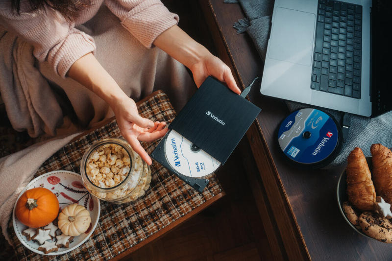 Datele I‑O și Verbatim garantează continuarea producției de unități de citire și discuri Blu‑ray