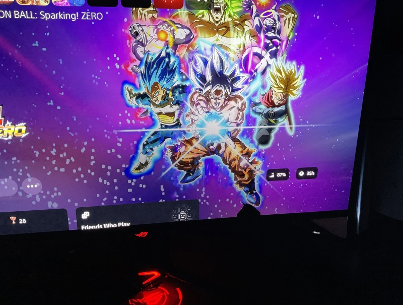 Asus a redus cheltuielile de ambalare și acum monitoarele OLED la prețul de 1299 $ sunt livrate cu fisuri.