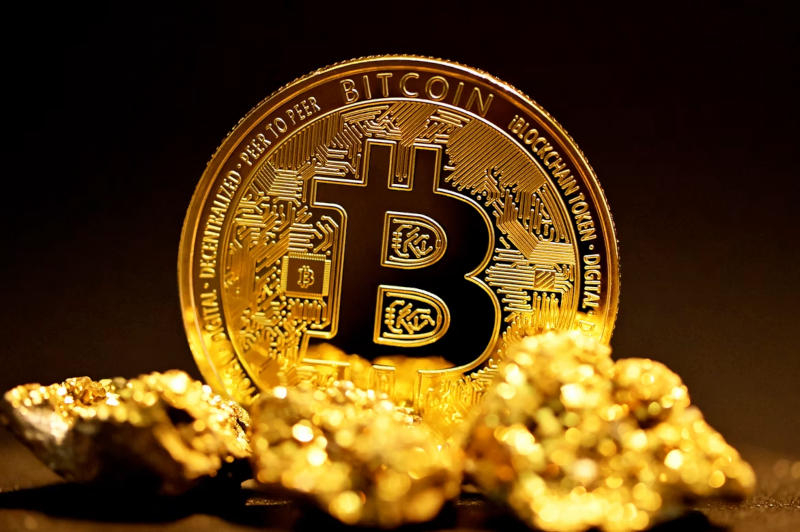 Săptămâna cea mai slabă pentru Bitcoin de la februarie a trecut, când investitorii au migrat către alte active
