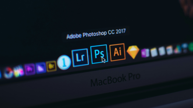 Adobe în ruine: concurenții au identificat slăbiciunea prețurilor în produsele companiei.