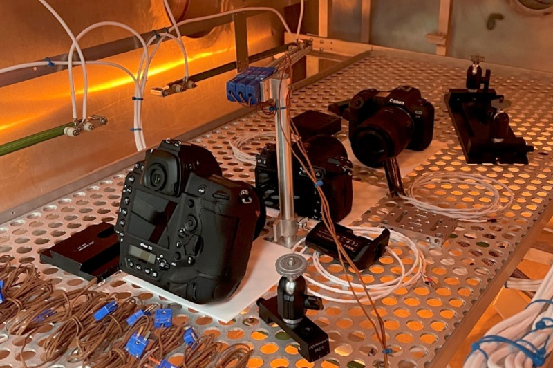 NASA a testat camerele standard Canon și Nikon în condiții spațiale – doar unele dintre ele au rezistat testului.