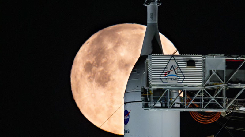Întârzierea întoarcerii pe Lună până în martie – racheta SLS pentru misiunea Artemis II a întârzat lansarea.